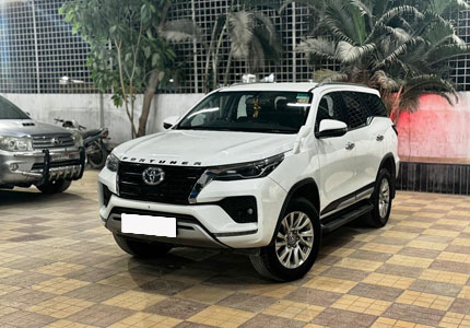 Hire New Fortuner